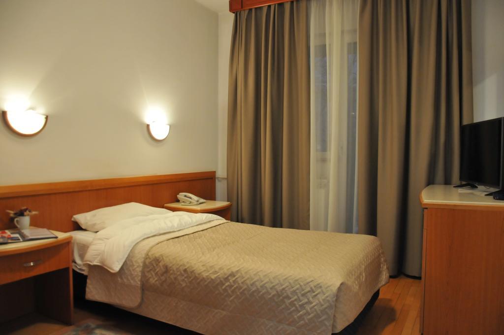 Naselje Starosjedilaca Hotel Terex מראה חיצוני תמונה