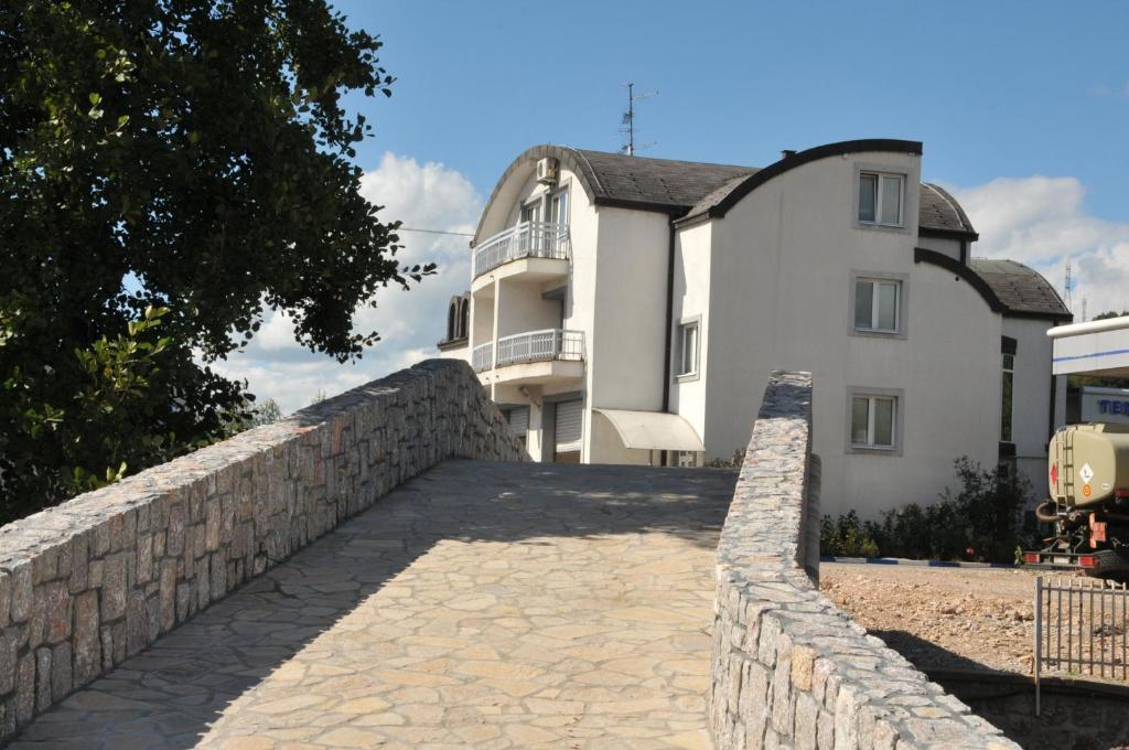 Naselje Starosjedilaca Hotel Terex מראה חיצוני תמונה